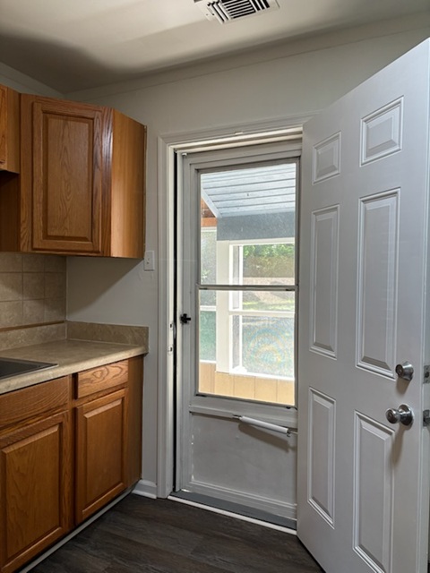 Gallery Photo 12